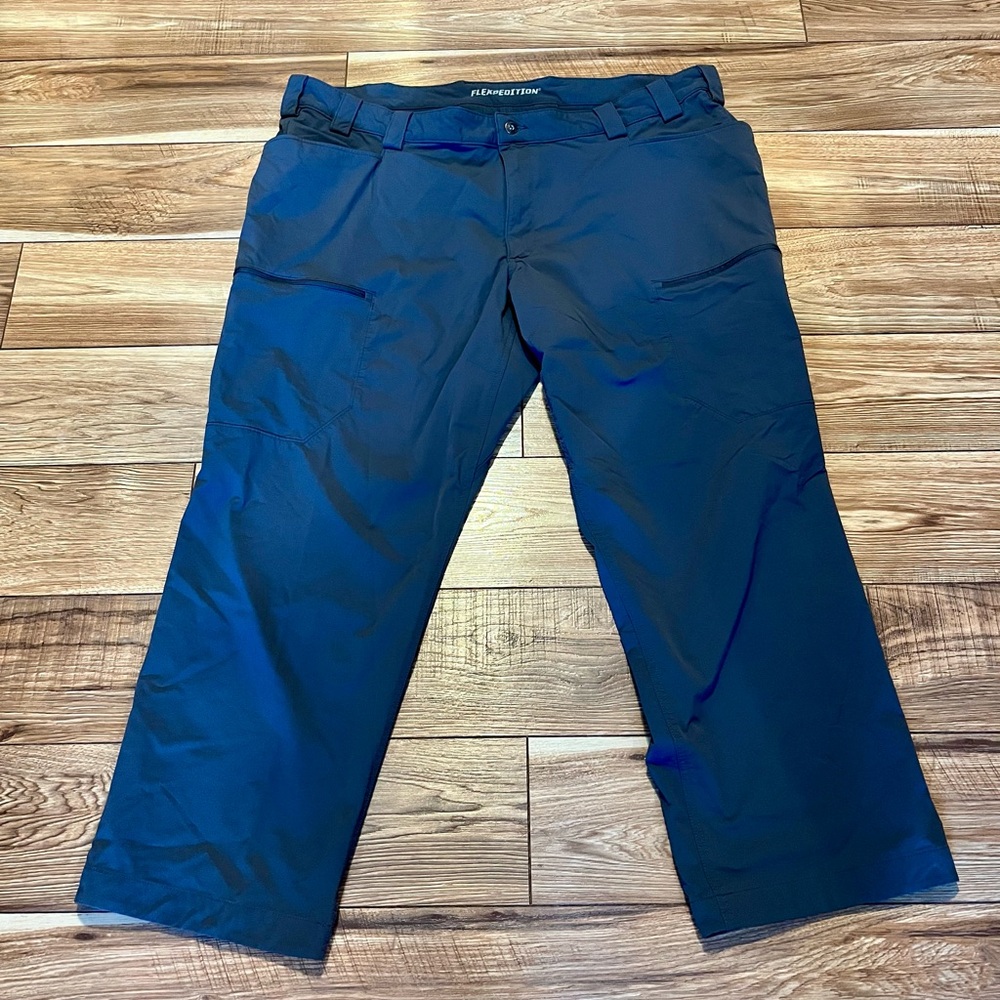Duluth Trading Company Men's Flexposition Cargo Pants